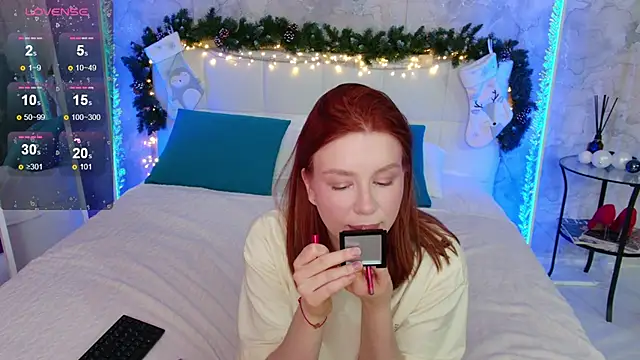 LucyHornyDoll online show from 01/15/25, 05:50