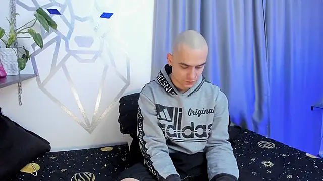 Aron-santoro online show from 01/19/25, 04:44