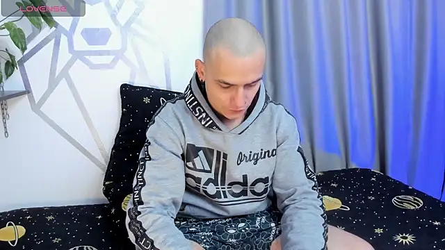 Aron-santoro online show from 01/20/25, 03:15