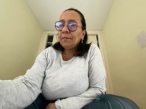 sweeviolet online show from 01/20/25, 01:42