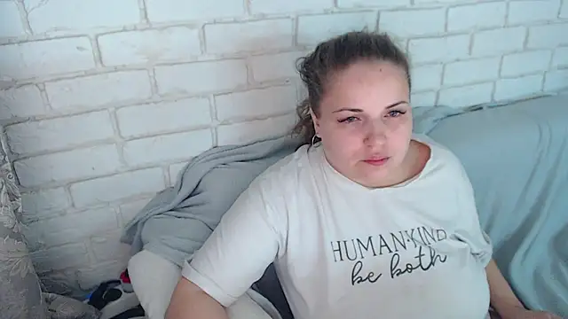 Crazyy girl  online show from 02/18/26, 04:25