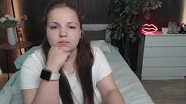 Crazyy girl  online show from 07/10/26, 04:39