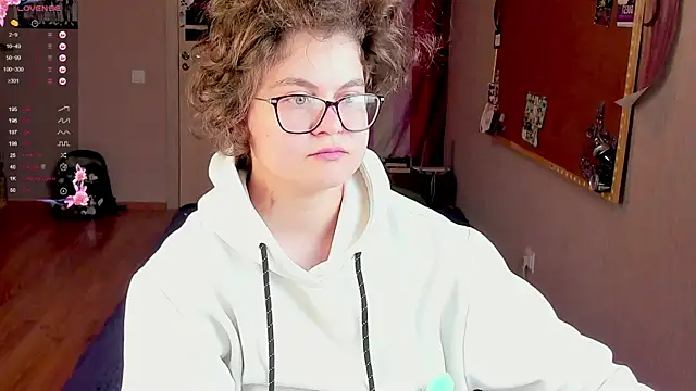 Sashy Way online show from 12/08/24, 02:07