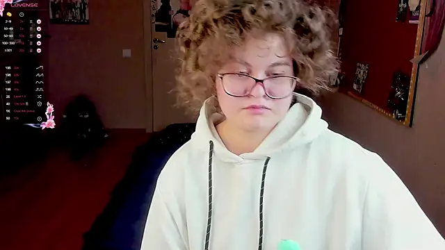 Sashy Way online show from 01/28/25, 03:35