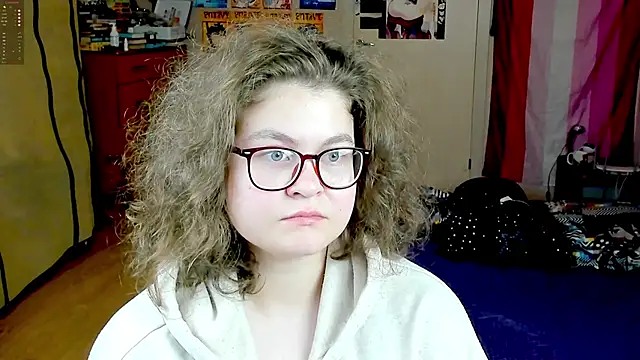 Sashy Way online show from 10/23/25, 09:24