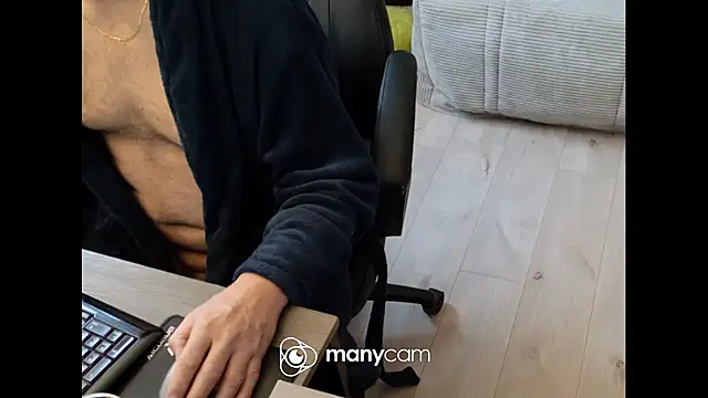 lolacharlyxh online show from 01/08/26, 01:57