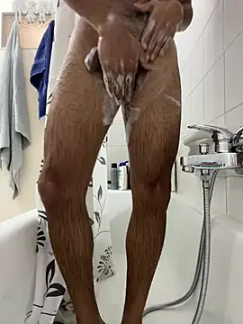 vinzpnr210 online show from 12/28/24, 10:36