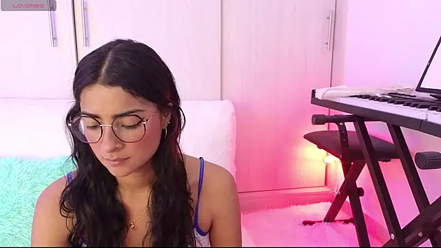 Yues050600 online show from 12/30/24, 12:32