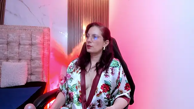 ada mclaine online show from 11/21/25, 12:26