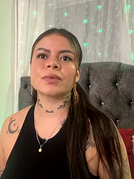 ivanna rivera online show from 11/16/25, 04:23