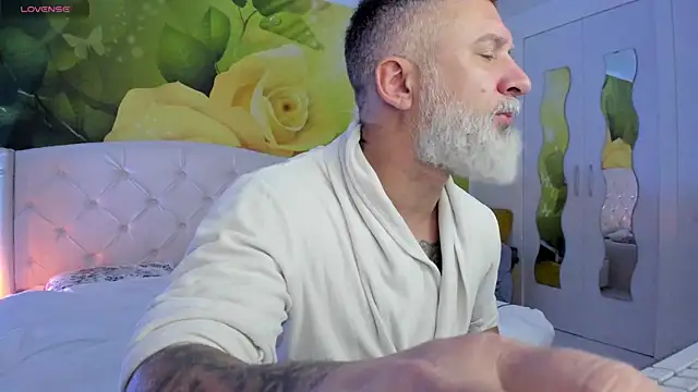 BlowMyXXL online show from 02/06/26, 08:07