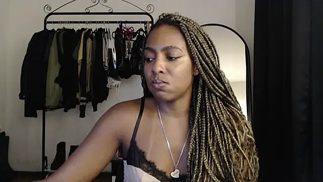 marisilva br online show from 02/06/25, 12:11