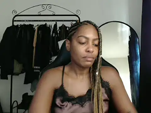 marisilva br online show from 02/24/25, 02:58