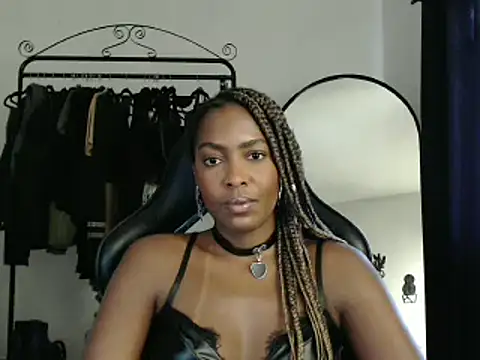 marisilva br online show from 03/12/25, 03:07