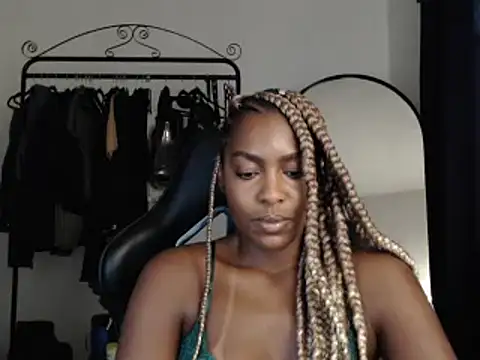 marisilva br online show from 03/17/25, 07:48