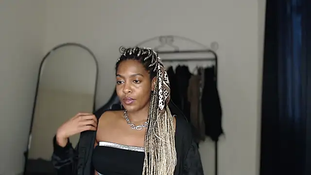 marisilva br online show from 09/16/25, 07:26