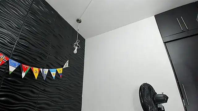 Snapshot of Ammy_Connor1 chatting on 07/08/26, 10:14 Ammy Connor1 online show from 07/08/26, 10:14
