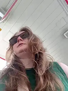 GingerSnap33 online show from 04/19/26, 06:54