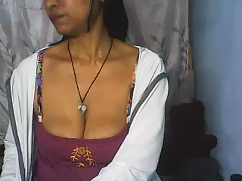 nene belle online show from 09/19/25, 06:15