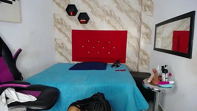 issa  love online show from 01/08/26, 02:08