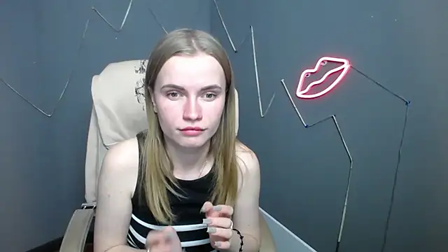 Snapshot of MargaritaKiss chatting on 04/28/26, 02:27 MargaritaKiss online show from 04/28/26, 02:27