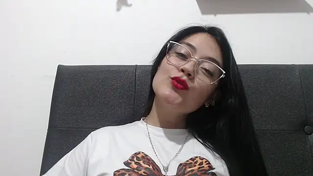 Alisha 99 online show from 10/27/25, 01:09