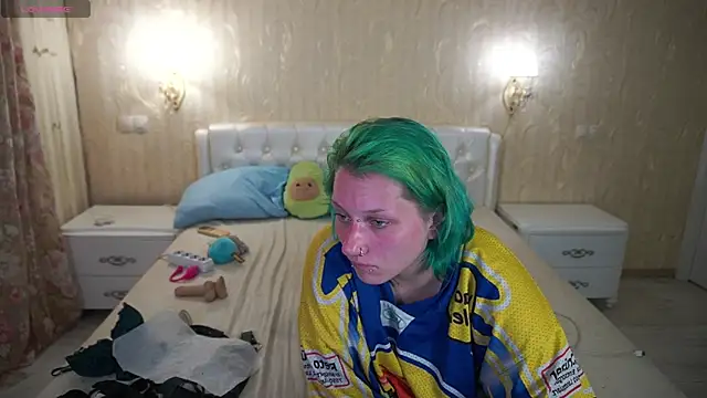 Snapshot of LunaaMayy chatting on 07/02/26, 03:45 LunaaMayy online show from 07/02/26, 03:45