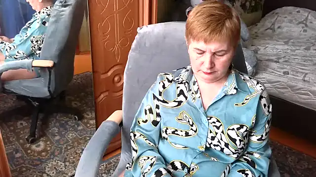 NicoleOlla online show from 03/11/25, 06:21