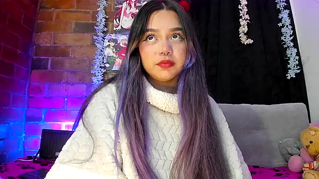 Snapshot of Pucaa_ chatting on 10/03/25, 01:02 Pucaa online show from 10/03/25, 01:02