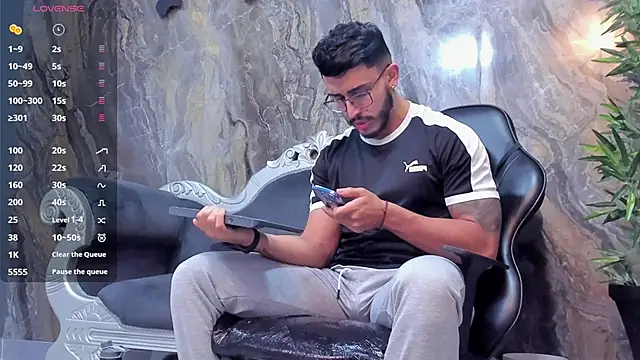 Liam Kleiin online show from 01/29/25, 11:30