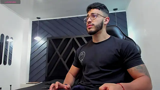 Liam Kleiin online show from 11/20/25, 11:32