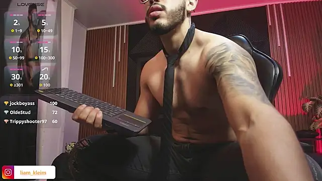 Liam Kleiin online show from 04/10/26, 05:28