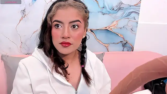 taylor cupper online show from 09/24/25, 04:05