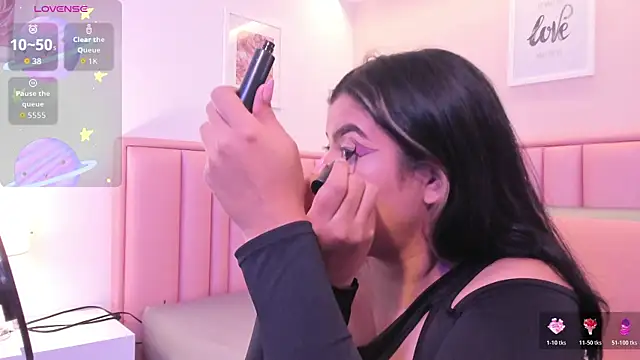 taylor cupper online show from 11/15/25, 09:00