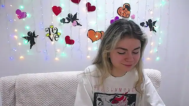 TinaRedly online show from 02/01/25, 12:51