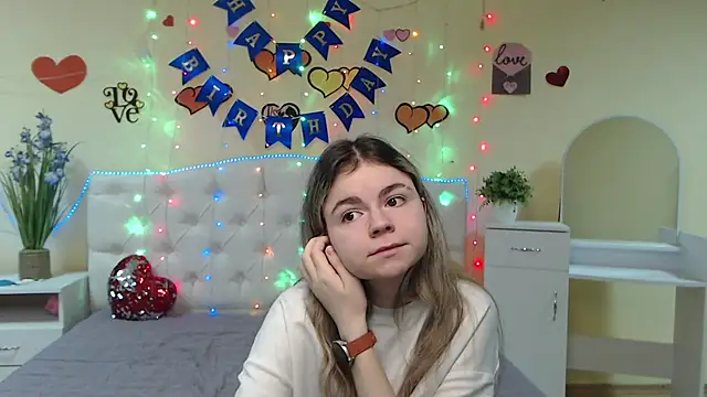 TinaRedly online show from 03/02/25, 09:43