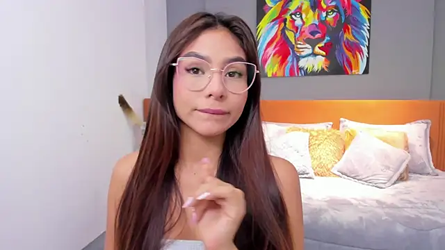 amira cute2 online show from 02/13/25, 10:12