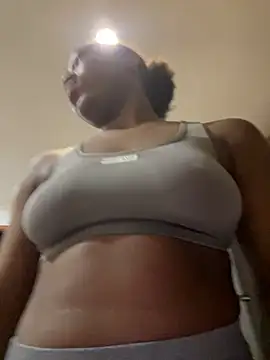 Snapshot of kellya_ chatting on 01/13/26, 12:43 kellya online show from 01/13/26, 12:43