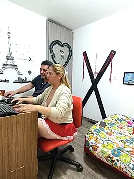 hotandfierylatinos2023 online show from 03/21/25, 06:18