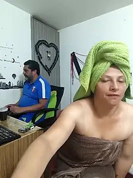 hotandfierylatinos2023 online show from 09/15/25, 10:26