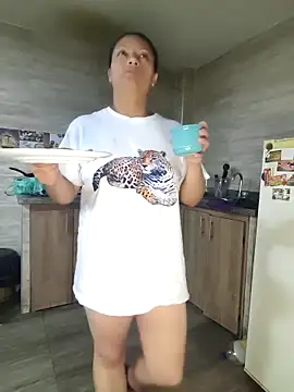 hotandfierylatinos2023 online show from 09/16/25, 10:38