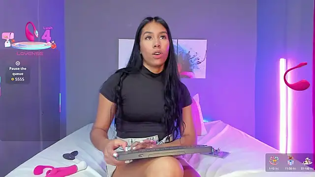 MadissonShakur online show from 10/07/25, 05:21