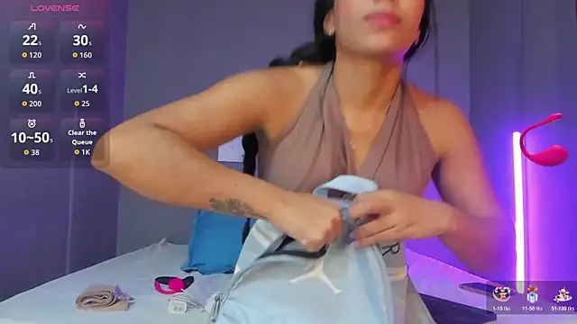 Snapshot of MadissonShakur chatting on 11/22/25, 05:12 MadissonShakur online show from 11/22/25, 05:12