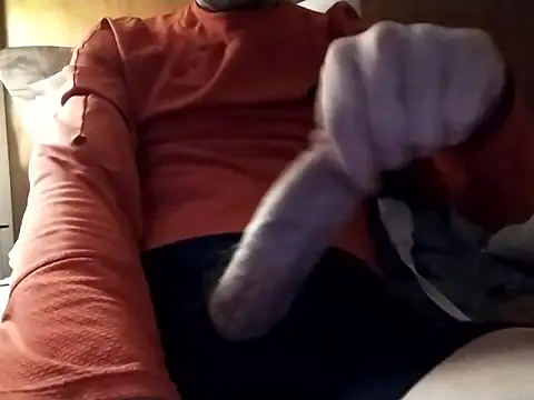 elmerfuddin87 online show from 01/18/26, 02:37