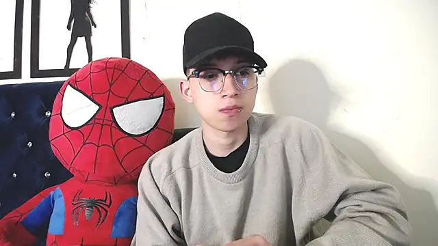  Thomas hot  online show from 11/15/25, 05:27