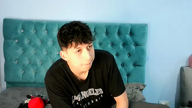  Thomas hot  online show from 01/08/26, 04:37