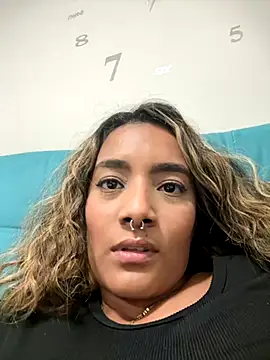 megan collins96 online show from 11/14/25, 01:26