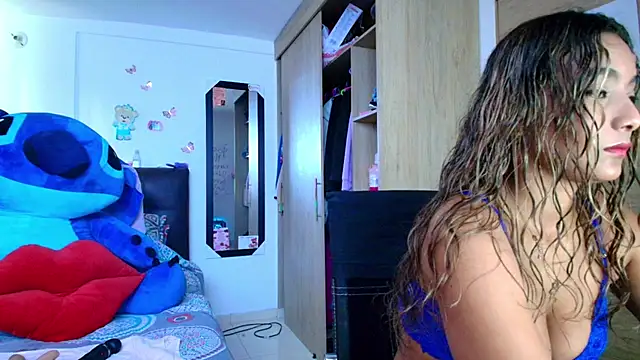 megan collins96 online show from 03/17/26, 06:22