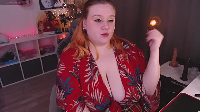 lissamuff online show from 12/13/24, 07:21