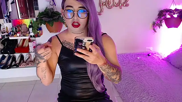 Laveneno ortiz07 online show from 10/26/25, 11:53